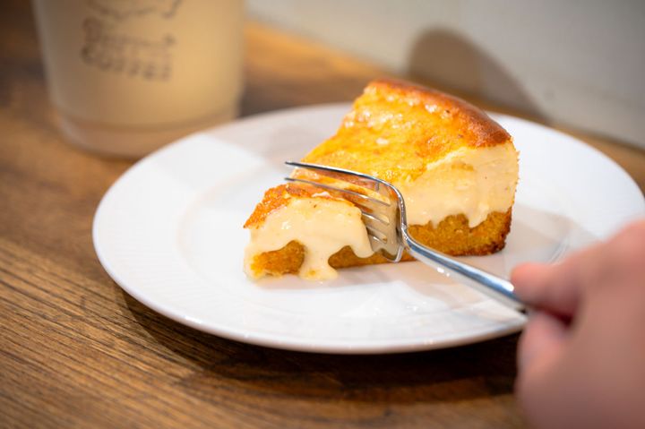 ターレットコーヒーのキャロットチーズケーキ