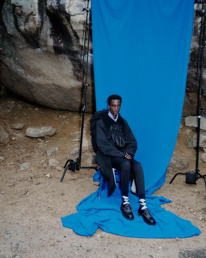 全天候型のレザーシューズとしてクラシックとテクノロジーを融合させた、F/CE.らしい仕上がりへ。