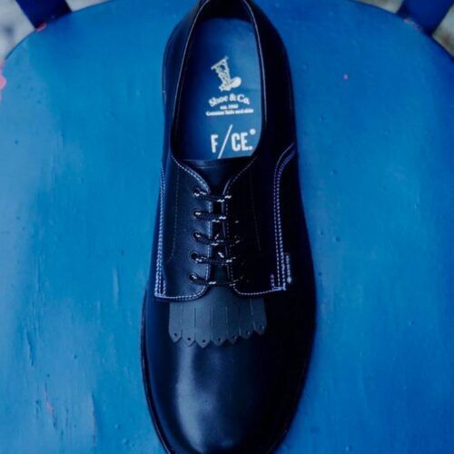 氷の上でも滑らないレザーシューズ!?リーガル×F/CE.のGORE-TEX搭載「全天候型ポストマンシューズ」が凄すぎる