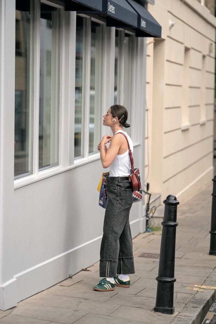 夏の終わりはデニムを使ったコーディネートが人気！【ロンドンガールの一週間コーデ】