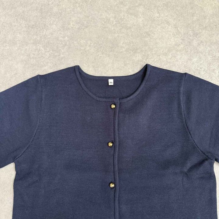 画像: 金ボタン