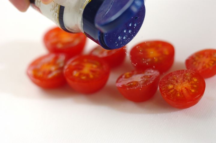 カツオとルッコラのサラダの下準備2