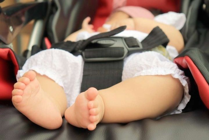 バス停にいた女性たちに声をかけられて...（画像はphotoAC）