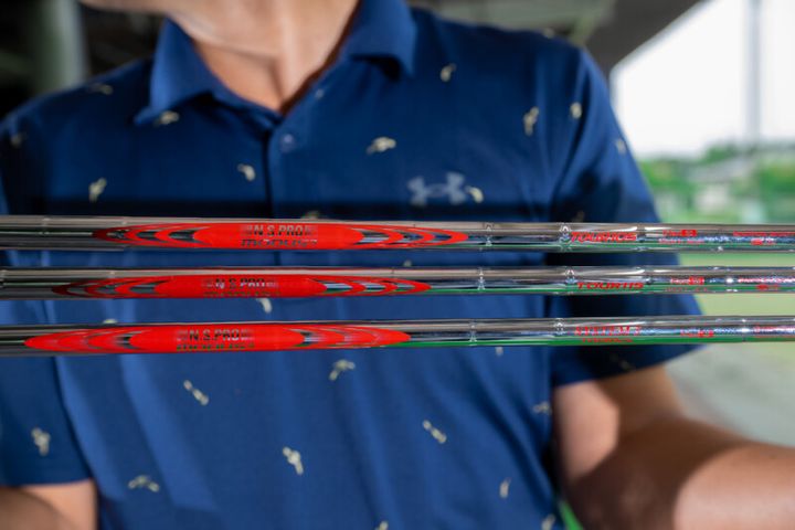 50歳からはクラブは軽くしよう！メリットをゴルフライターが解説