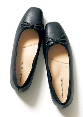 トレTとツヤっとパンツにジレを重ねてちょっぴりモードに！ 秋のプチプラコーデ【最新号からちょっと見せ】の画像5