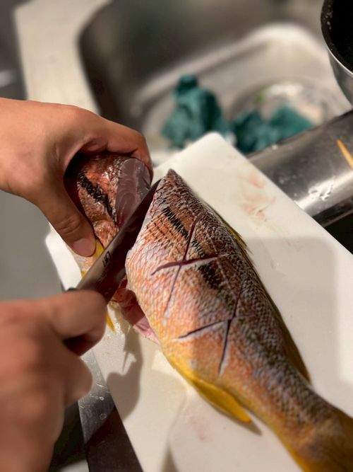 頭を切り離して焼き、後から合体