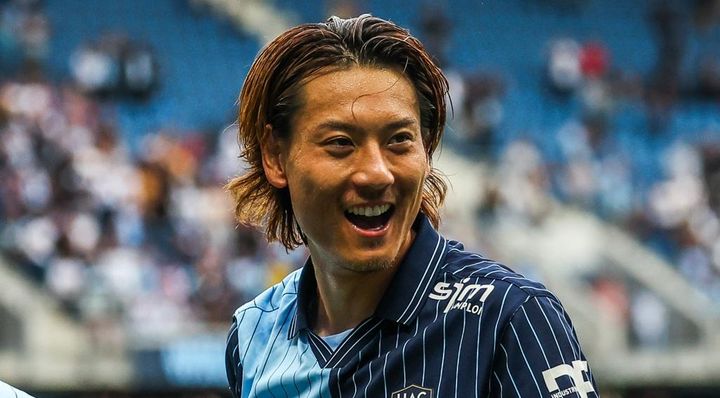 ”おもしろ人間”と自負する25歳日本代表DF、海外で日本人同僚がいなくなってホームシックになったと告白 「つらい時期だった」