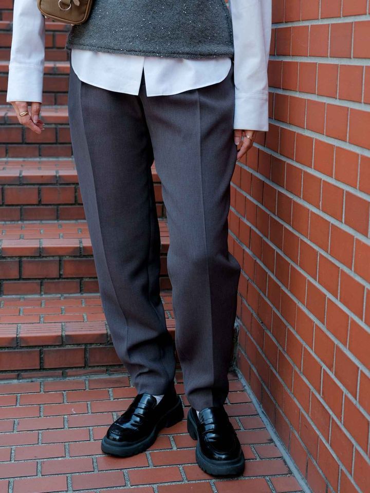 画像: センタープレスで縦ラインを強調