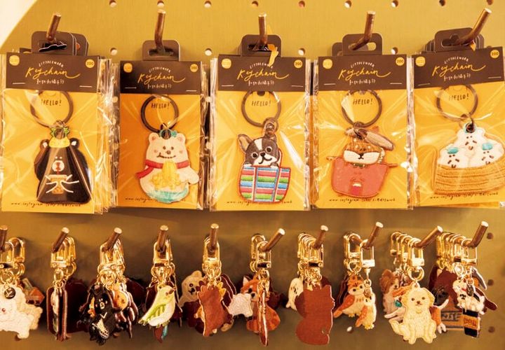 Littdlework．繡珍森活