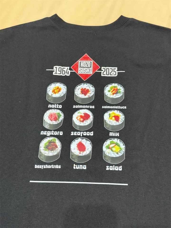 画像: カラフルなバックデザイン