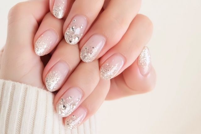 大人の心理テスト「あなたのテイカー度」ラメネイル