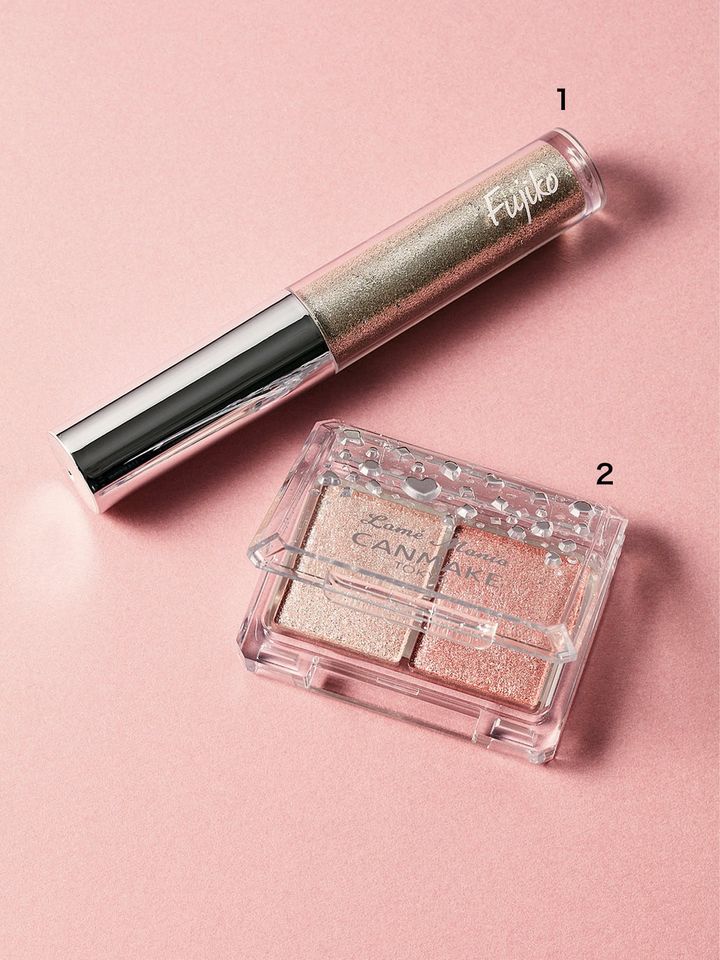 メタリック系コスメ