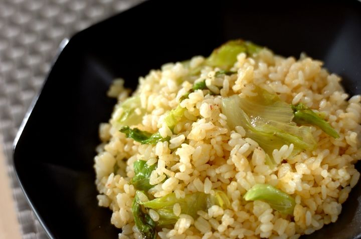 卵とレタスのチャーハン