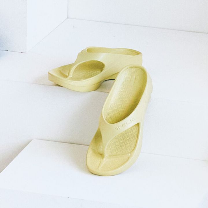 ダブルフリップフロップ ラ フランス¥10,560／テリックジャパン