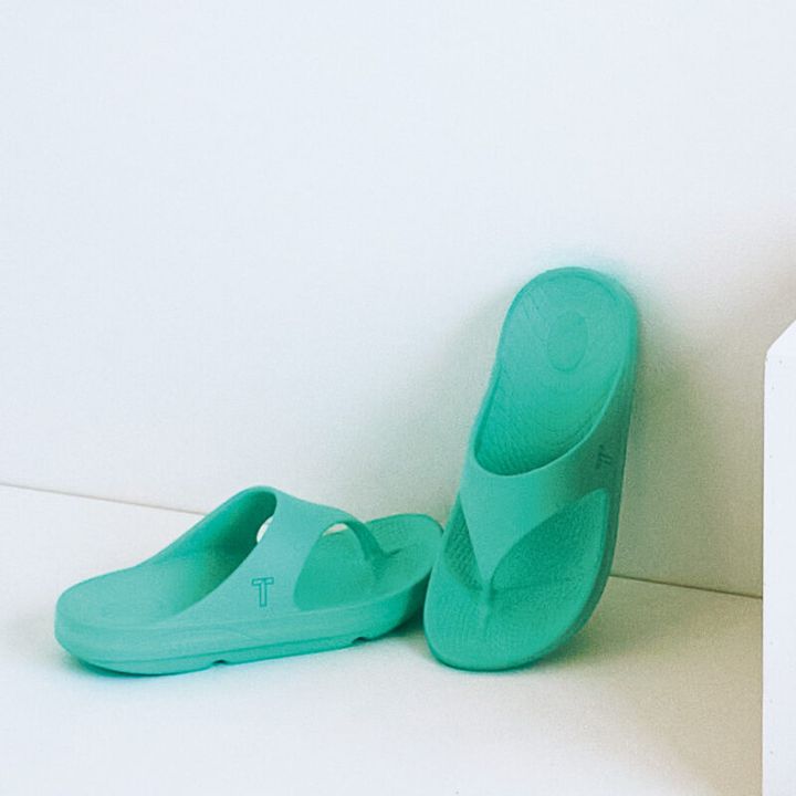 リカバリー サンダル フリップ フロップ¥7,920／テンシャル