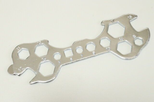 ダイソー 多目的スパナ サイズ