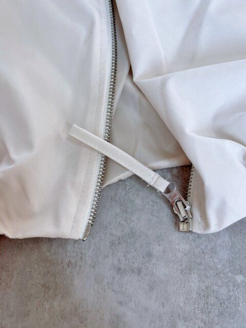 ジップもついている