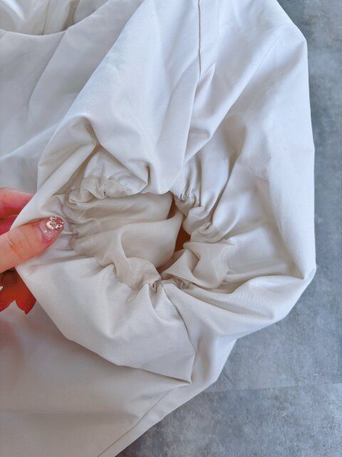 袖にはゴム入り