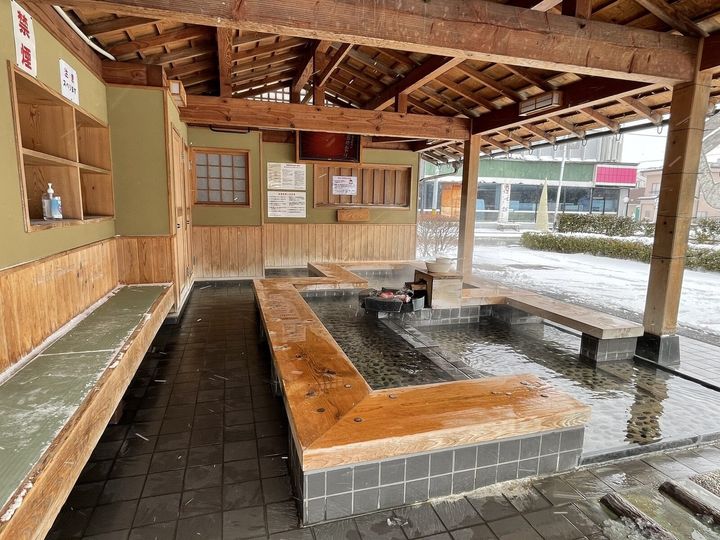 All About ニュース編集部が全国233人を対象に実施した「1人旅で行きたい温泉地」に関するアンケートの調査結果から、「1人旅で行きたい福島県の温泉地」ランキングを発表！ 2位「磐梯熱海温泉」を抑えた1位は？