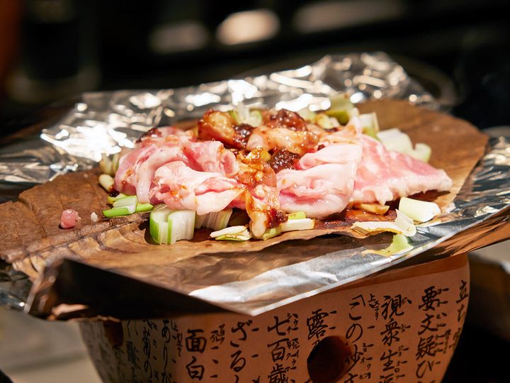 麻布十番『包丁人三郎』の「朴葉焼き」