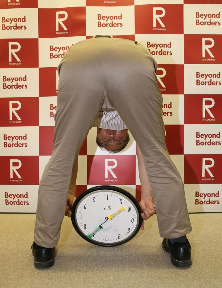 「股のぞき効果」でイグノーベル賞を受賞した立命館大学の東山篤規教授（2016年