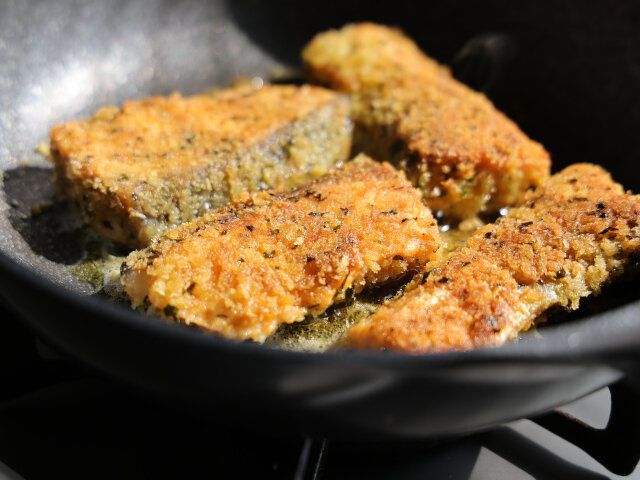 裏返して2～3分焼く。