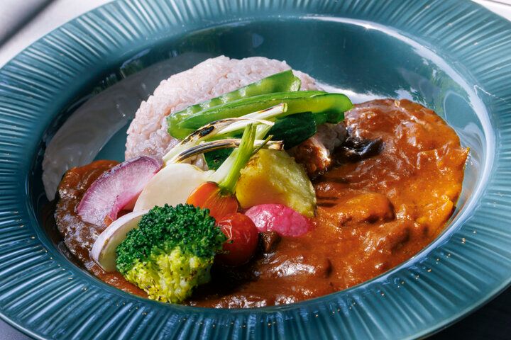 北鎌倉の天空カフェ♪ 円覚寺の絶景テラスで心うるおうひととき「弁天茶屋 航」 