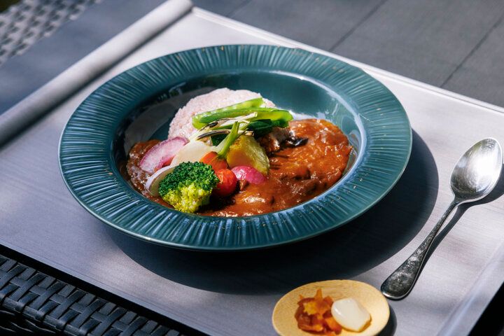 北鎌倉の天空カフェ♪ 円覚寺の絶景テラスで心うるおうひととき「弁天茶屋 航」 