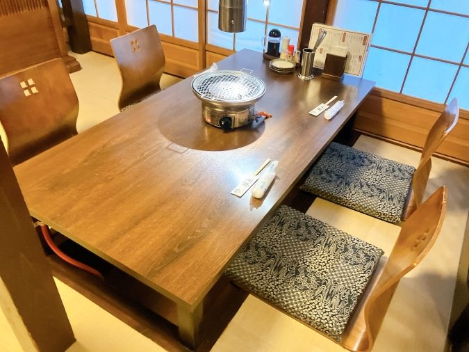 行橋ホルモン隆庵 掘りごたつ席
