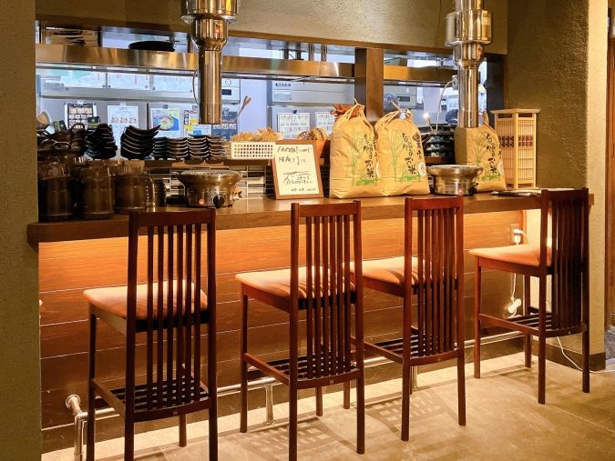 行橋ホルモン隆庵 カウンター席