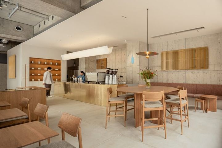 ブルーボトルコーヒー心斎橋 内観