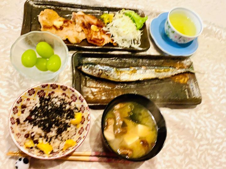 この一手間でさらに美味しさアップ！「さんまの葱のはさみ焼き」