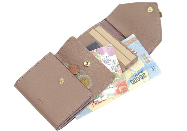 宝島社VISハートカットミニ財布折らずにお札が入る