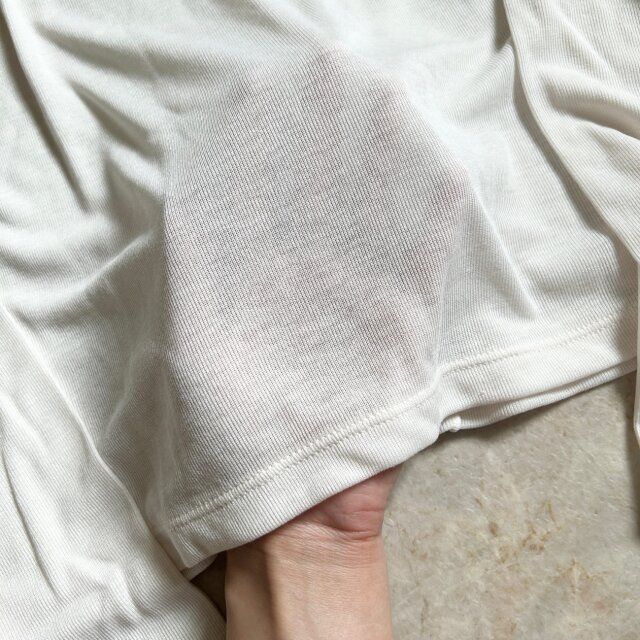 ほんのり透け感あり