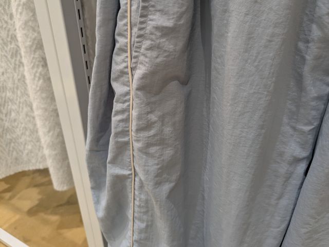 タスランラインワイドパンツのライン