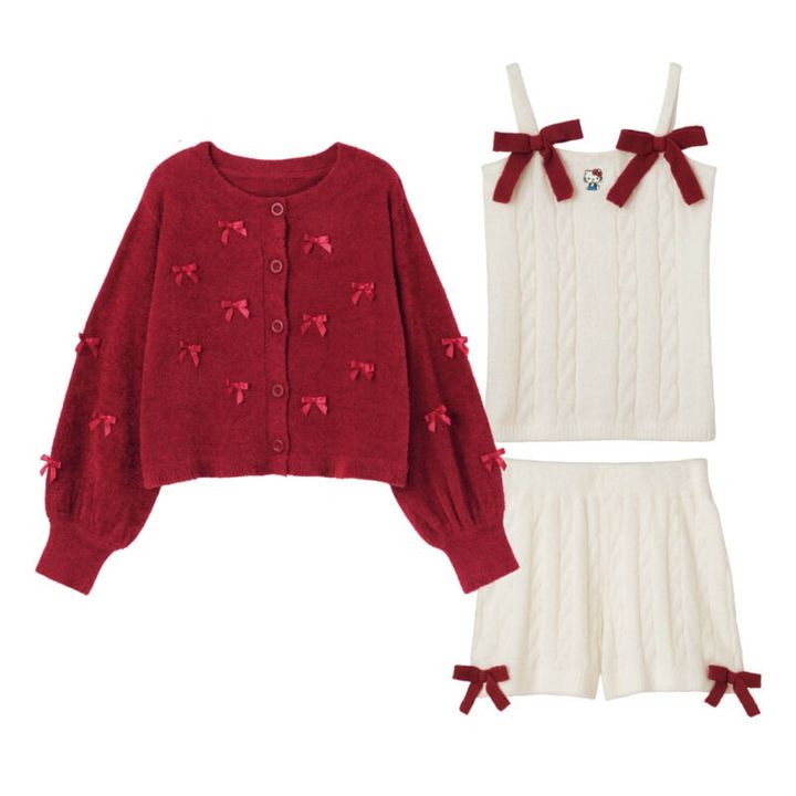 ハローキティ ライトホイップリー3点セット¥5,980（ガールズ バイ ピーチ・ジョン／ピーチ・ジョン カスタマーサービス）