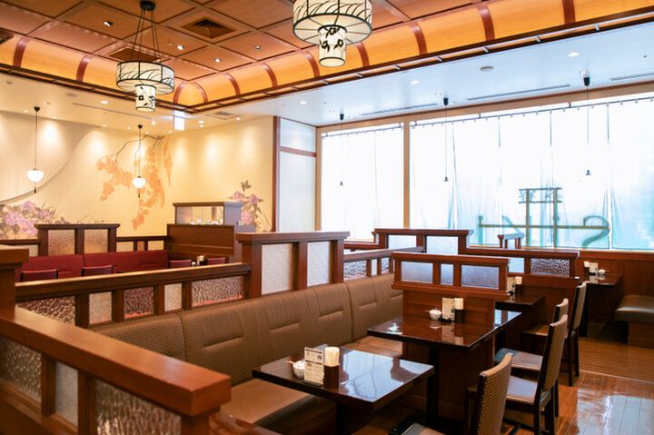 抹茶の深みと日本の伝統的な美しさを愉しむ和カフェ♪横浜「茶寮SiKi TSUBAKIYA」