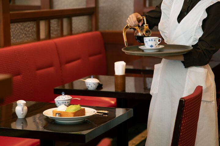 抹茶の深みと日本の伝統的な美しさを愉しむ和カフェ♪横浜「茶寮SiKi TSUBAKIYA」