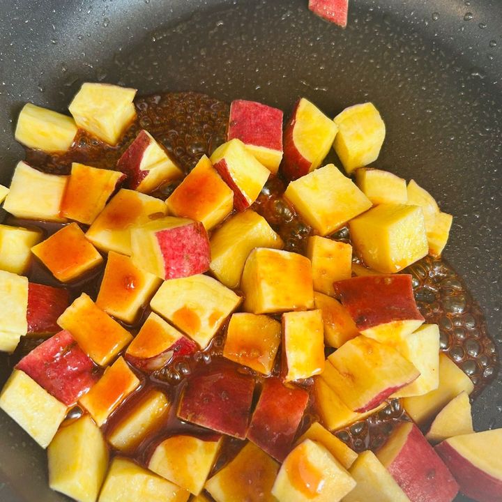 5.3の調味料を入れて全体に絡ませて完成です