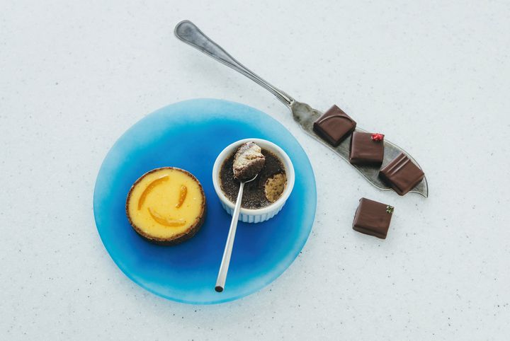 スイーツライターのchicoさんがおすすめスイーツを紹介する「お菓子な宝物」。今回は『LoDYc chocolate（ロディック チョコレート）』のレモンタルト、ボンボンショコラなどです。