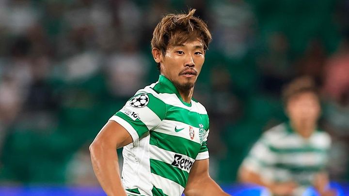 30歳日本代表MF、怪我から復帰も海外名門チームで控え起用…監督がその理由を説明