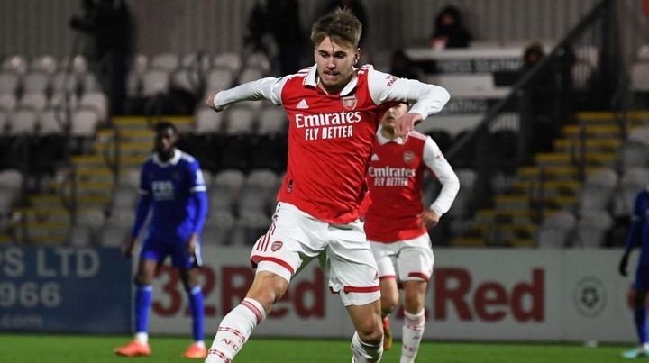 元アーセナルFW、試合中に“重大”な脳損傷…現在は人工昏睡状態に