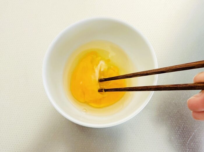 混ぜる順番を変えるだけで…！？卵かけごはんがめちゃウマになる驚きワザ【至極のTKG作ってみた】