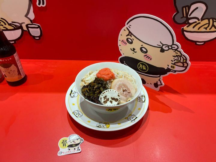 10月3日から提供開始の期間限定メニュー「ラーメン豚 豚骨」（税込1870円）