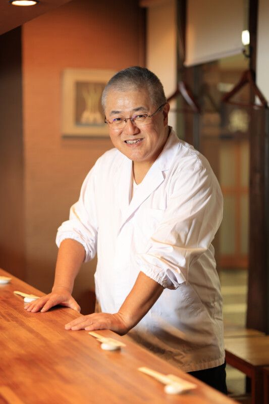 旨味の強い奥久慈軍鶏を絶妙な火入れ加減で