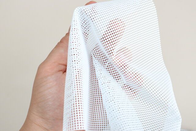 ダイソーのシリコーンボディタオルの質感