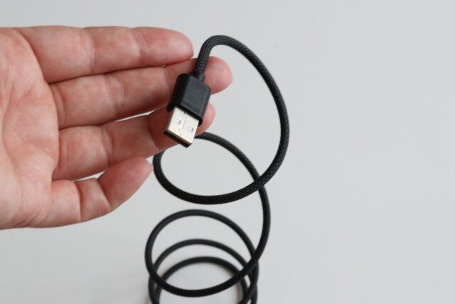 マグネットケーブル コネクター