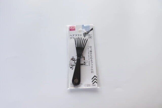 ダイソー ヘアブラシクリーナー（洗えるタイプ） パッケージ