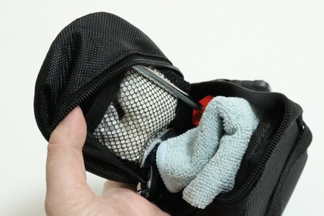 自転車サドルバッグ 収納力