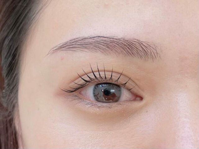 おすすめポイント①眉メイクが先の場合アイメイクの“引き算”ができる